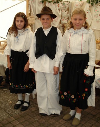 Marina Cingesar, Zeljko Sever and Ivana Komes, Visnjica, north of Zagreb