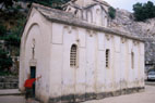 Glagoljaška predromanička crkvica u Priku kod Omiša (foto Mladen Zubrinic)